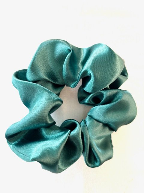 Chouchou satin vert fait main