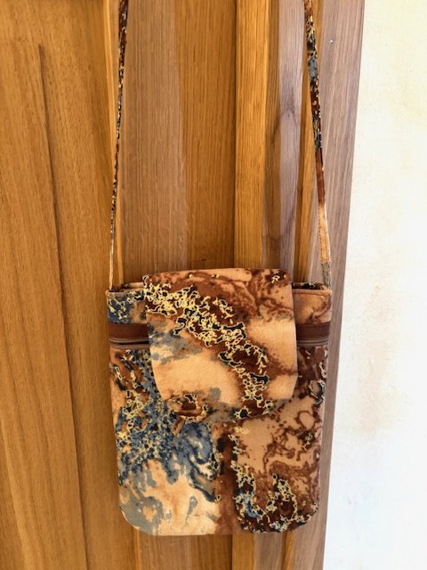 Mini sac bandoulière wax marron bleu doré et simili