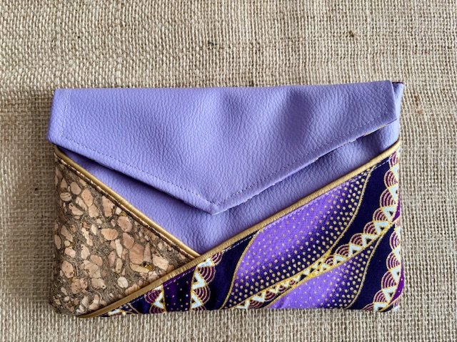 Pochette Padouk simili mauve - création unique