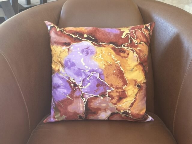 Housse Coussin 40 x 40 cm Wax marron mauve doré