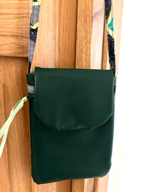Mini sac bandoulière Simili Cuir vert olive et wax vert/doré